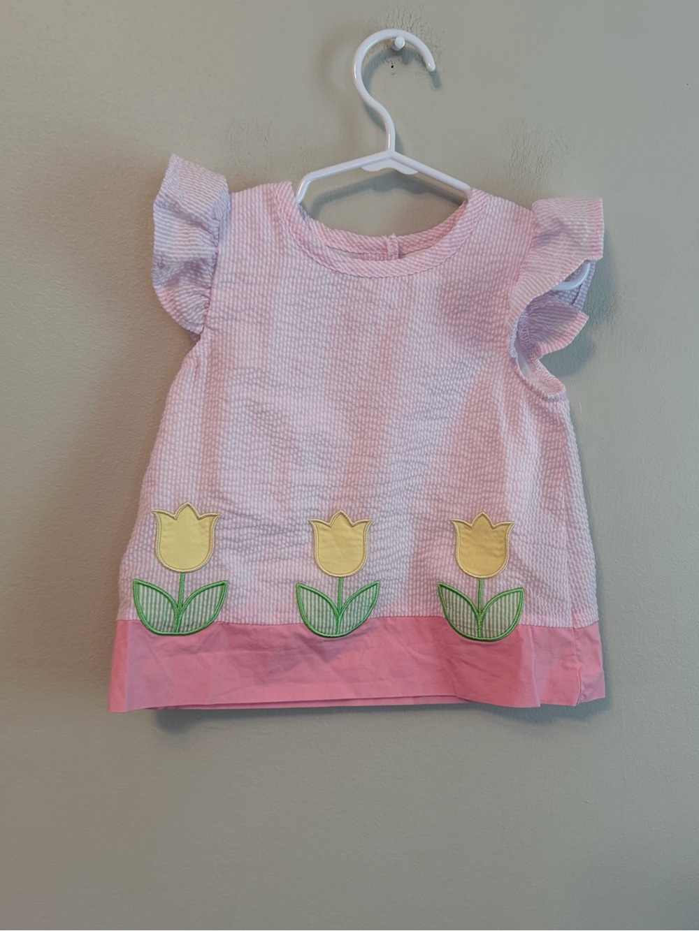 Stitchy Fish Pink Seersucker Girls Tulip Appliqué Top